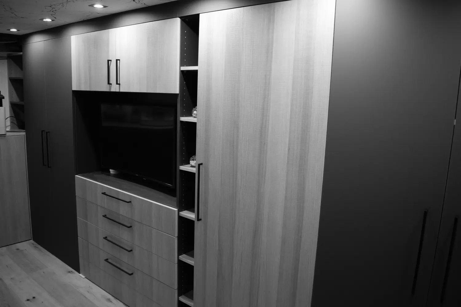 Innenausbau und Ladengestaltung von Schreinerei Haßiepen Woodworks